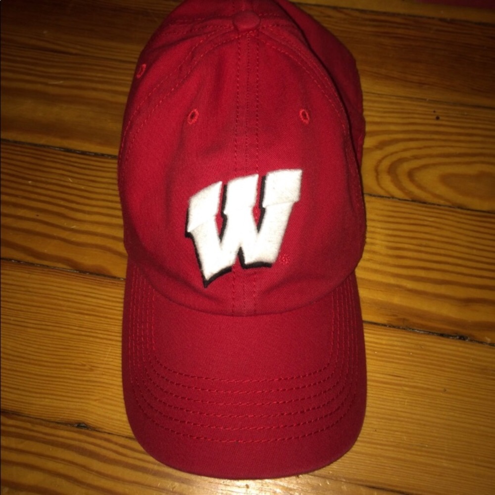 Brand new Wisconsin Badgers baseball cap